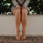 Puntini rossi sulle gambe dopo rasoio: come evitarne la comparsa per una pelle perfetta