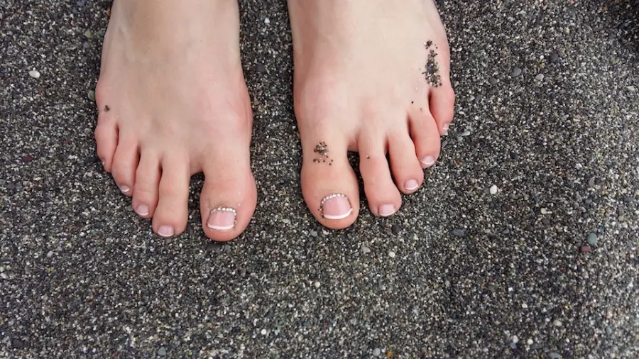 Funghi nelle unghie dei piedi: rimedi casalinghi contro l’onicomicosi